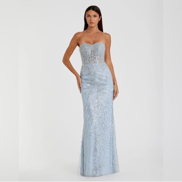 Mac Duggal Dresses & Skirts - NWT Mac Duggal Blue Embellished Sweetheart Neckline Trumpet Blue Gown 10